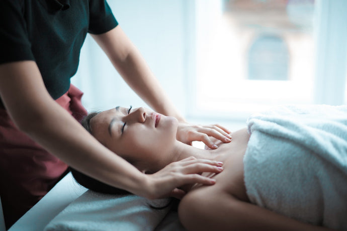 5 Ways to Relieve Neck Pains